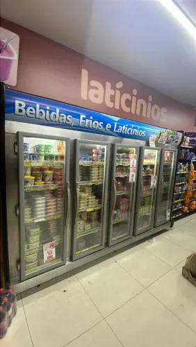 Expositor 5 portas fricon