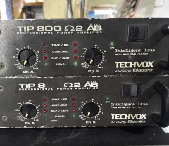 Amplificador potencia Tip 800