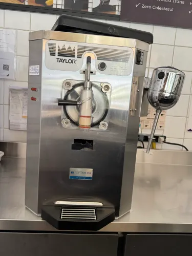 Máquina de Sorvete Expresso Taylor 430-27