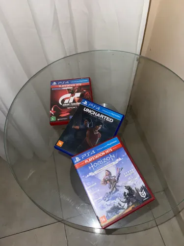 3 jogos de PlayStation 4 - PS4 - por 150$