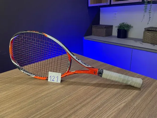 Raquete Yonex VCORE Si 98 Japonesa 305g Para Jogadores Exigentes