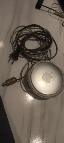 Apple M7332 "Yo-Yo" UFO