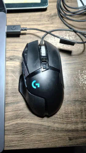 Mouse gamer Logitech G 502 HERO. Funcionando perfeitamente.