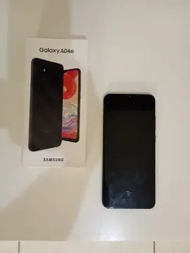 Celular Samsung A04E 64gb, com caixa nota fiscal e carregador