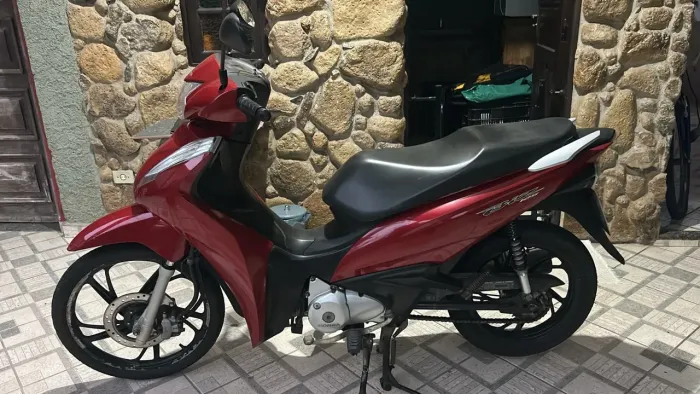 Honda Biz 125 Flex 2021 Vermelha - Semi-nova - Particular<br>