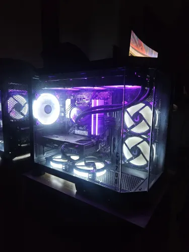 PC GAMER RTX 4060 / 32GB RAM