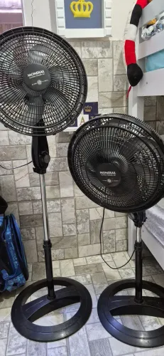 Ventilador de coluna Mondial