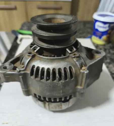 Alternador Toyota Hilux SW4 97 a 2001