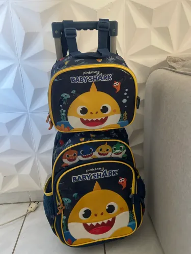 Bolsa escolar de rodinhas baby shark