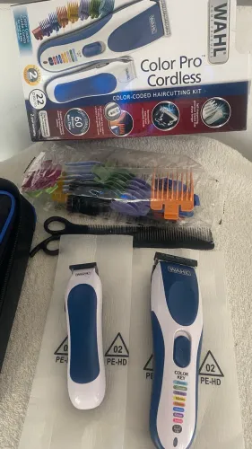 Máquina de cortar cabelo Wahl novinha