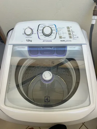 Máquina de lavar 12kg Electrolux econômica
