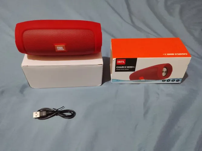 Caixinha d som bluetooth USB nova zero 