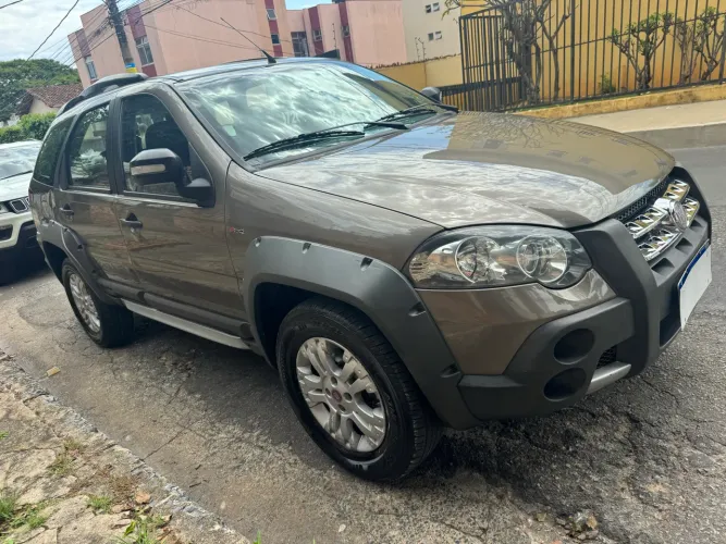 Fiat Palio Week. Adv/adv Tryon 1.8 MPI Flex 2011