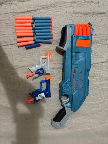 Nerf Elite 2.0 Warden DB-8 e DUAS Nerf N-Strike Elite Jolt
