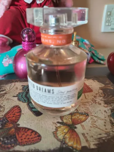 Perfume United Dreams da Benetton.