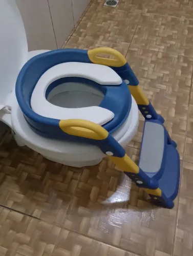 Apoio para vaso sanitário infantil escada