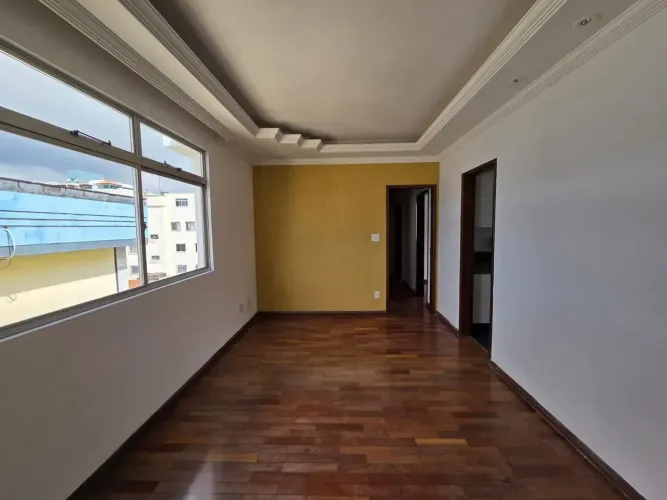 Apartamento com 3 quartos à venda no bairro Jardim América em Belo Horizonte