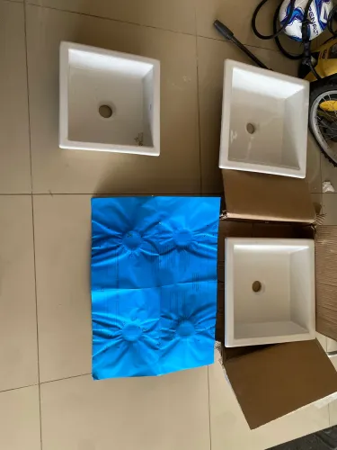 03 Cubas Roca  ( 02 unid 40x40 e 01 unid 30x30)