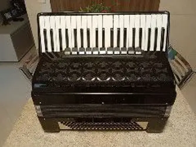 Acordeon weltsmaster 4 de voz