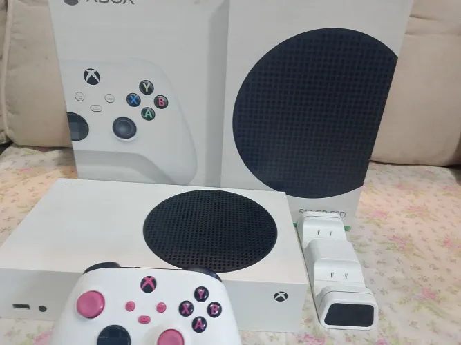 Xbox séries S Bora para o GTA Vl super novo completo com dock carregadora com bateria