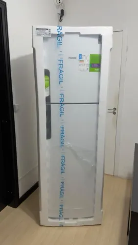 Geladeira Consul inverter CRM44MKB 377L Frost Free Duplex branca 110V - nova