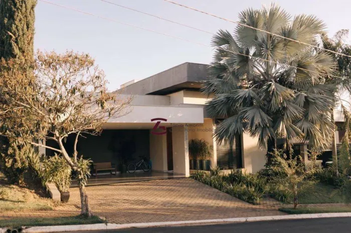Casa com 5 dormitórios à venda, 375 m² por R$ 3.300.000 - Jardim Shangri La - Bauru/SP