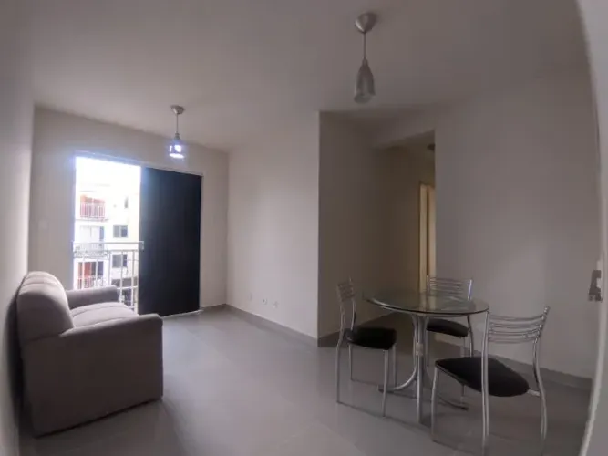 Apartamento com 2 quartos no Cond. Via Parque
