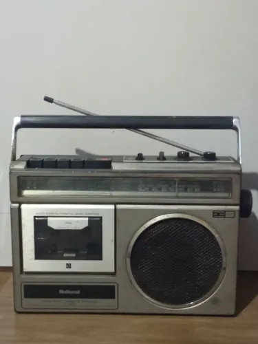 Rádio toca fita National RX-1454W