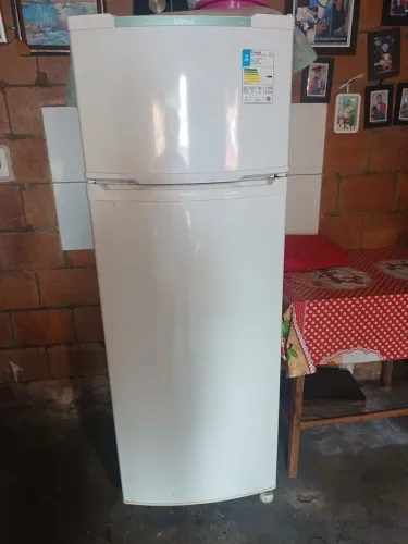 Geladeira consu