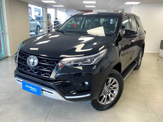 Toyota Hilux SW4 SRX 4X4 2.8 TDI 16V Dies. Aut. 2022