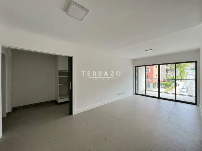 Apartamento para aluguel, 3 quartos, 1 suíte, 1 vaga, Agriões - Teresópolis/RJ