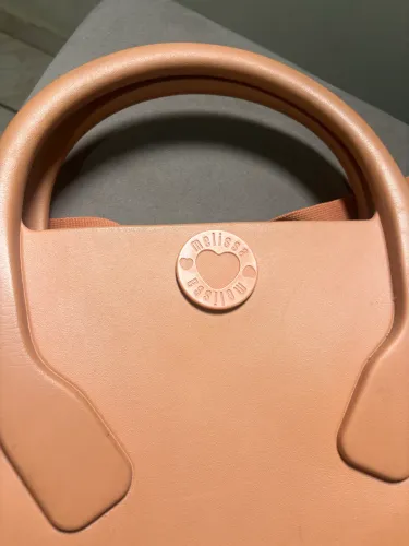 Bolsa Melissa Free Big Bag marrom ?