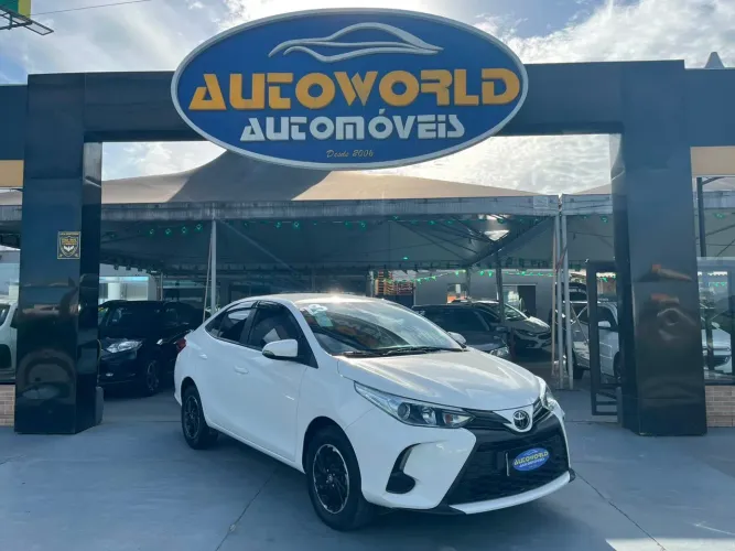 Toyota Yaris S 1.5 Flex 16V 5P AUT 2023