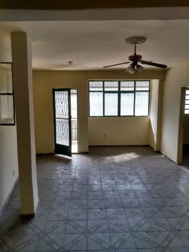 Ótima sala no Centro do Vilar dos Teles