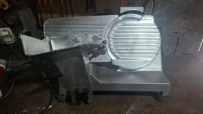 Cortador de Frios