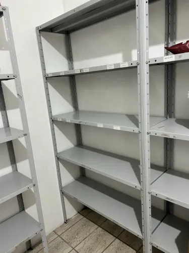 Estante aço
