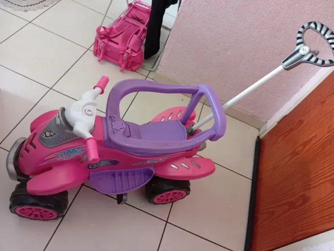 Quadriciclo infantil Rosa