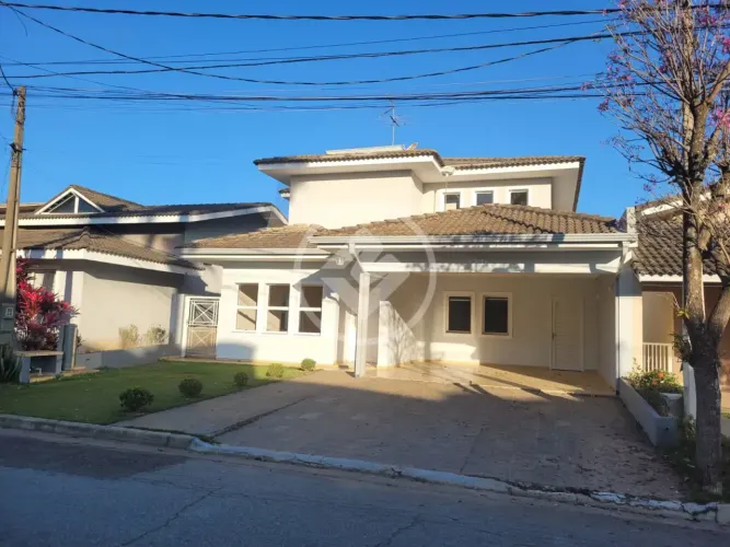 Casa para locação no Condominio Jardim América, cinco quartos sendo duas suítes,piscina, e