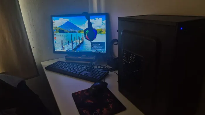 VENDO COMPUTADOR COMPLETO ESCRITÓRIO
