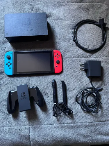 Nintendo Switch V2 seminovo