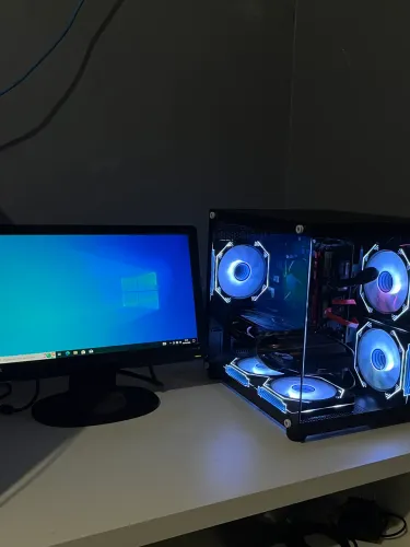 PC Gamer i3 10105 + GTX 1660 Super