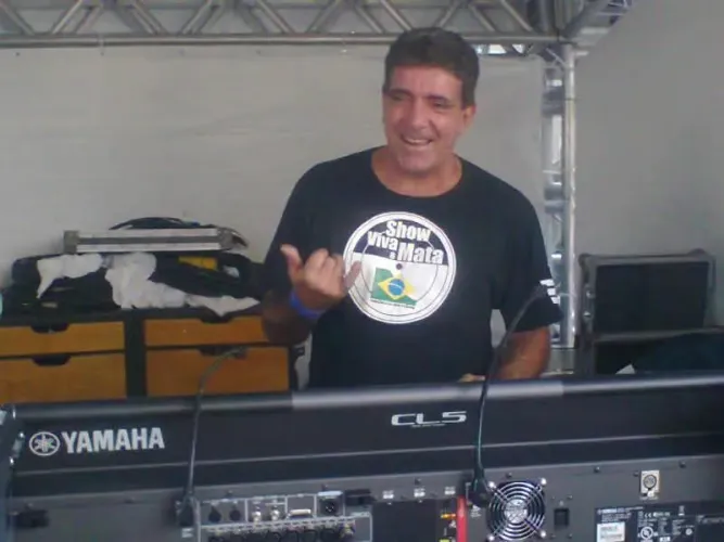 Eventos, festas, aniversários, shows ao vivo e outros