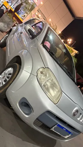 Fiat Uno Vivace/rua 1.0 EVO Fire Flex 8V 5P 2011
