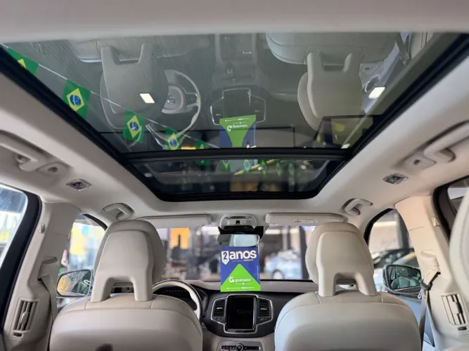 Volvo XC 90 T-6 Momentum 2.0 320cv 5P 2020