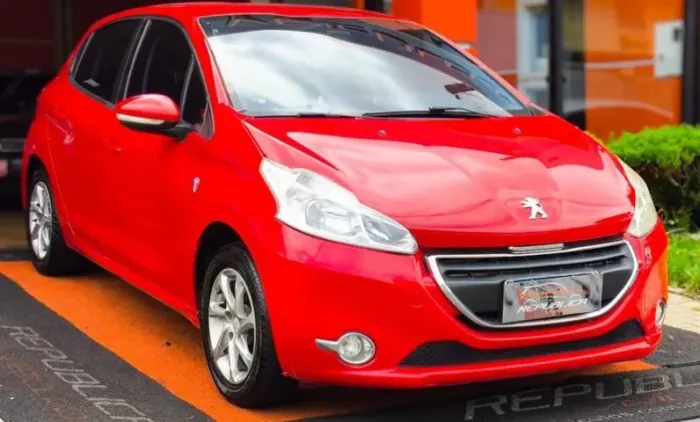 Peugeot 208 Active/active Pack 1.5 Flex 8V 5P 2014