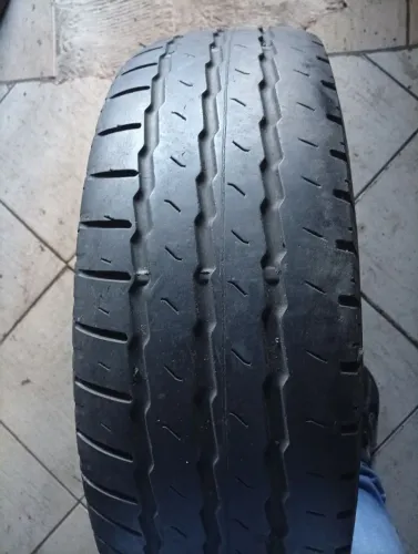 PNEU 205/75/16 8 LONAS CARGA, $250,