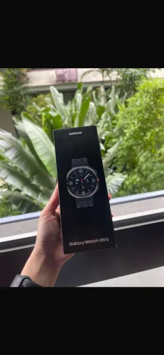 Smartwatch Samsung Ultra - Titânio