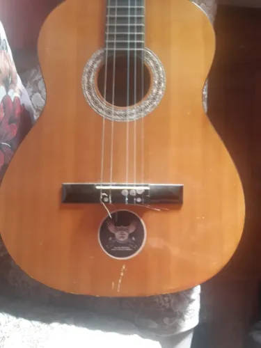 Violão cordoamento de nylon