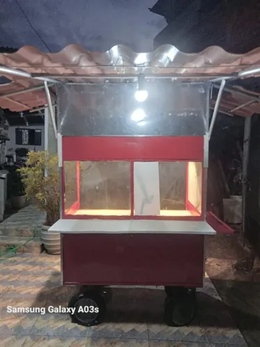 Vendo barraca de cachorro quente