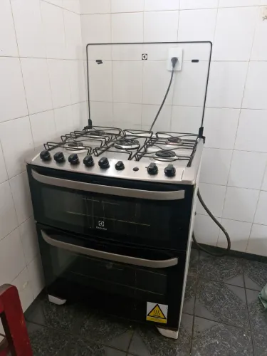 Fogão Electrolux 5 bocas - usado